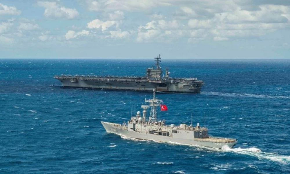 Ασκήσεις με το τουρκικό ναυτικό στην Σούδα για το αεροπλανοφόρο USS Eisenhower